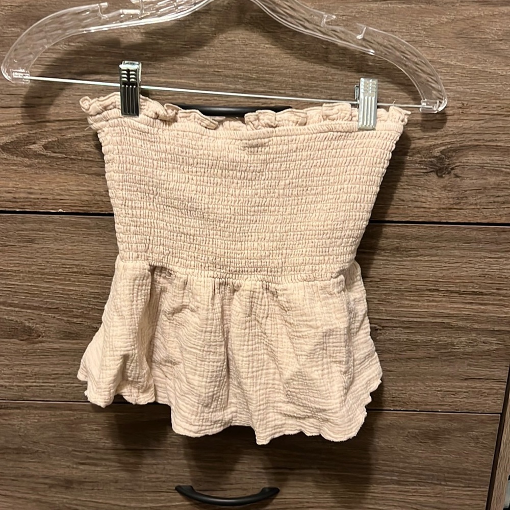 Sky and sarrow crop top